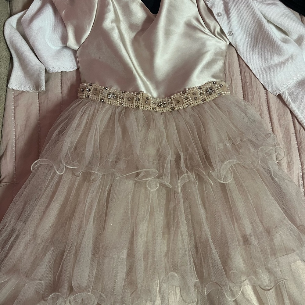 Elegant Cream Dress with Beaded Waist